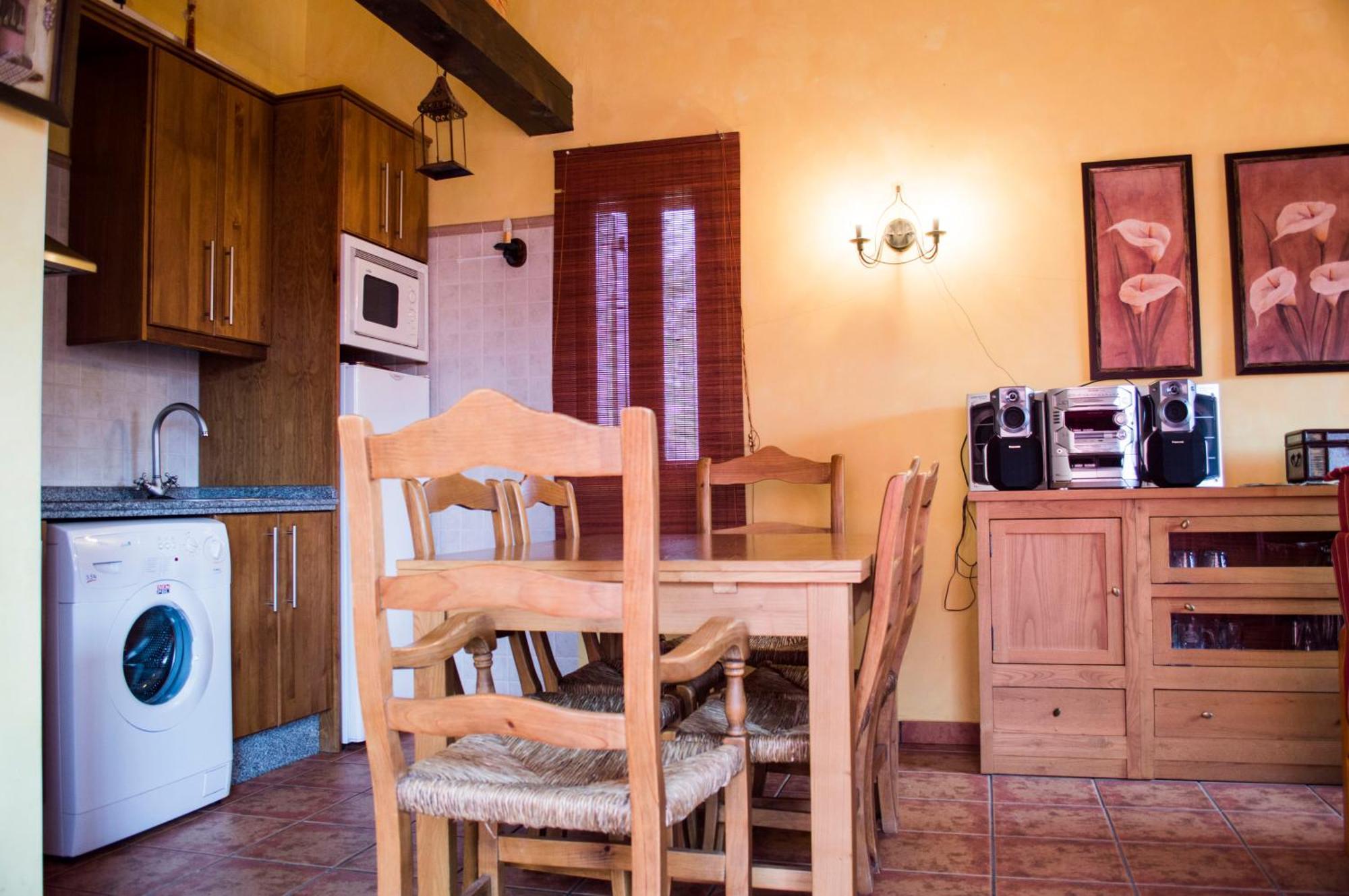 Apartamentos Rurales Alvado Tamajon Ngoại thất bức ảnh